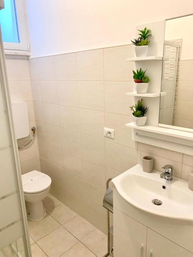 Apartment Savoia Bari Exterior foto