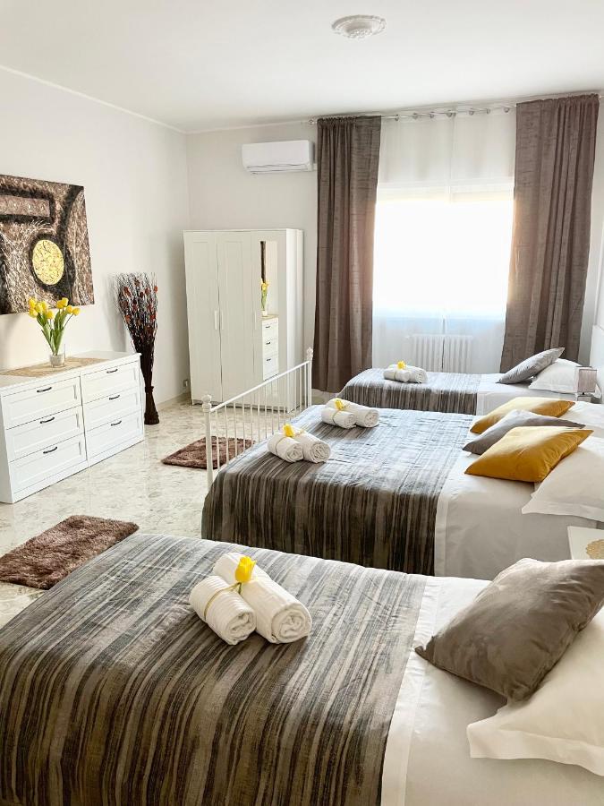 Apartment Savoia Bari Exterior foto